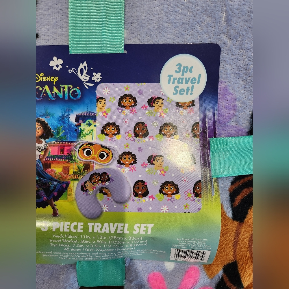 Brand new with tags travel Encanto set